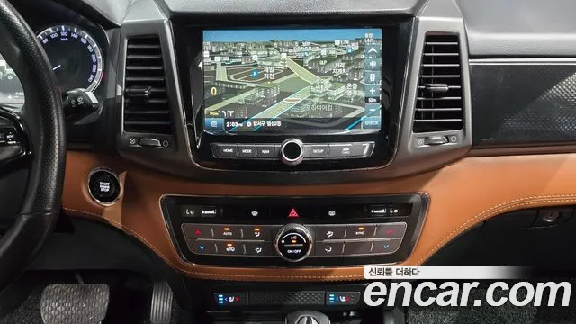 KG_Mobility_Ssangyong Rexton 2020 thumb 5