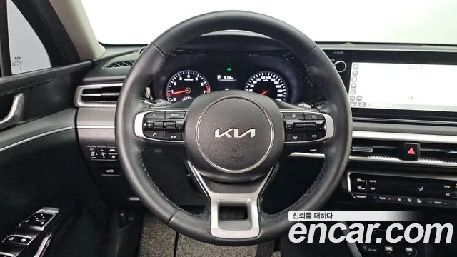 Kia K5 2023 thumb 12