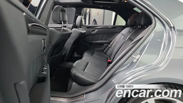 Mercedes-Benz E-Класс 2015 thumb 4