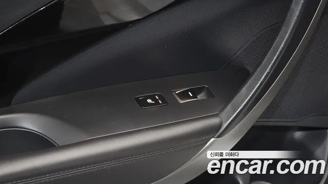 Hyundai Grandeur 2014 thumb 9