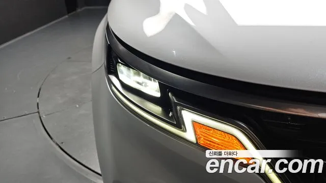 Kia Carnival 2022 thumb 6