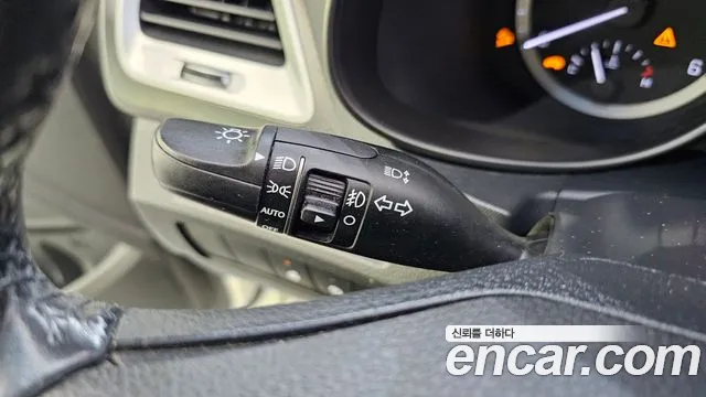 Hyundai Santa Fe 2017 thumb 7