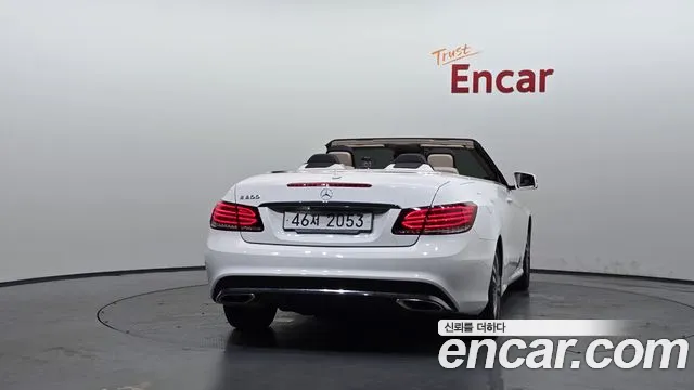 Mercedes-Benz E-Класс 2015 thumb 9
