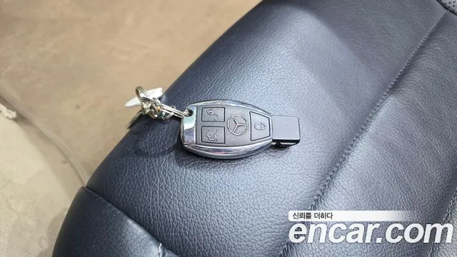 Mercedes-Benz E-Класс 2015 thumb 7