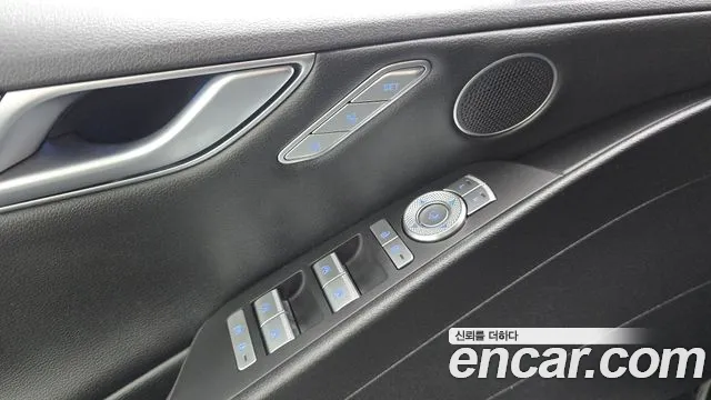 Genesis G80 2022 thumb 3