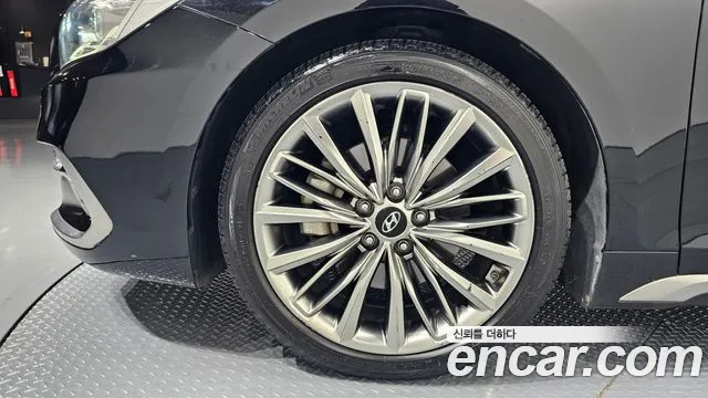 Hyundai Grandeur 2016 thumb 8