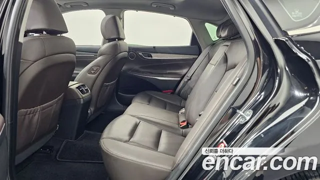 Hyundai Grandeur 2016 thumb 4