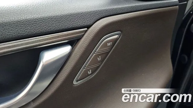 Hyundai Grandeur 2016 thumb 11