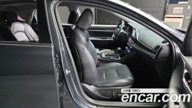 Hyundai Grandeur 2019 thumb 3