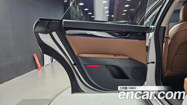 Hyundai Grandeur 2023 thumb 9