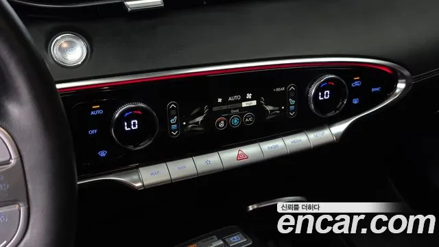 Genesis GV70 2021 thumb 5