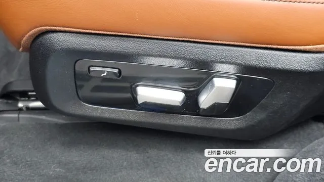 BMW X7 2024 thumb 10