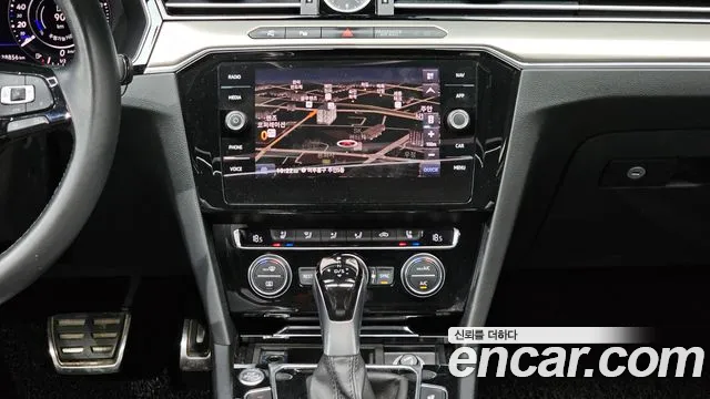 Volkswagen Arteon 2019 thumb 9