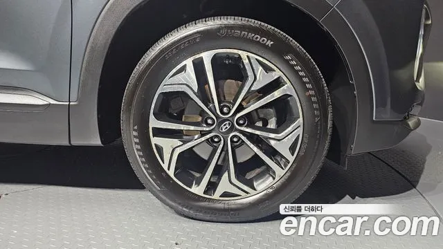 Hyundai Santa Fe 2019 thumb 7
