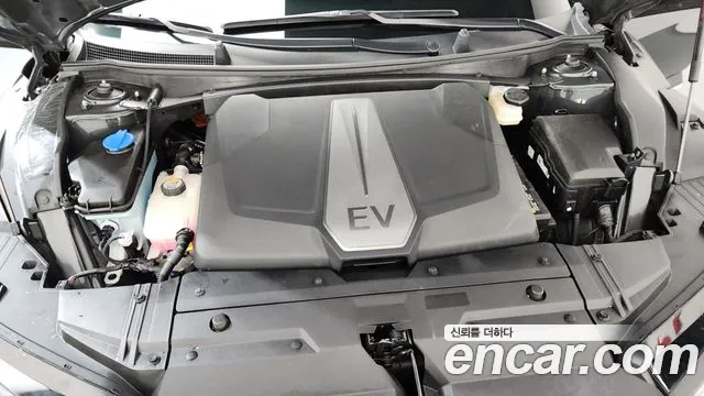 Kia EV6 2023 thumb 12