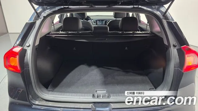 Kia Niro 2018 thumb 12