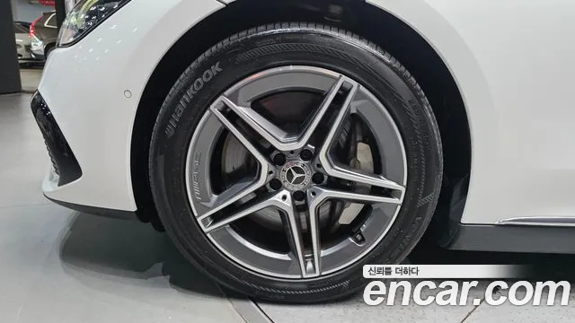 Mercedes-Benz EQE 2022 thumb 4