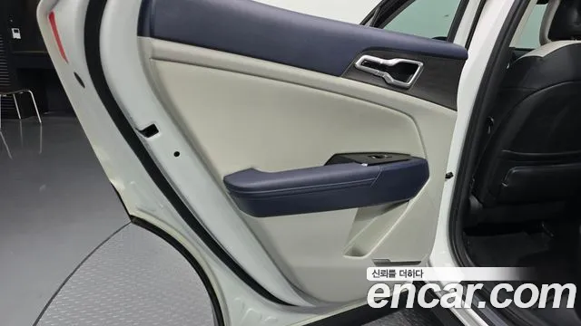 Kia Sportage 2024 thumb 9