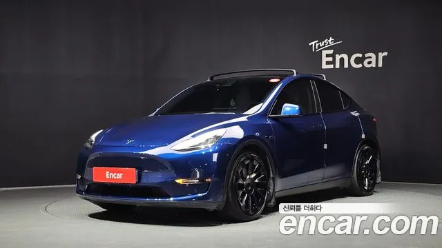 Tesla Model Y 2021 thumb 9