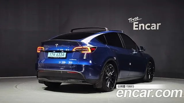Tesla Model Y 2021 thumb 5
