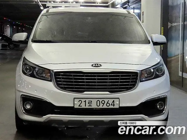 Kia Carnival 2016 thumb 6