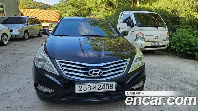 Hyundai Grandeur 2011 thumb 2