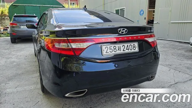 Hyundai Grandeur 2011 thumb 4