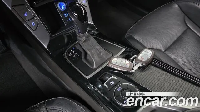 Hyundai i40 2015 thumb 6