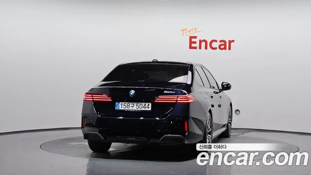 BMW 5 серии 2026 thumb 9