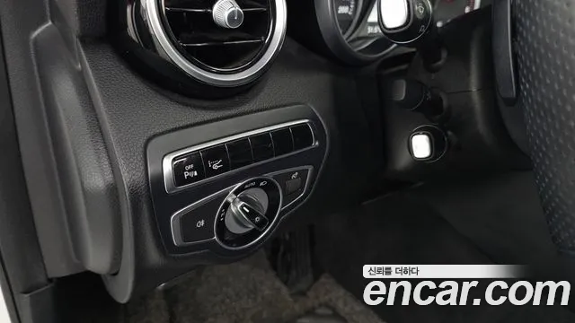 Mercedes-Benz C-Класс 2016 thumb 10