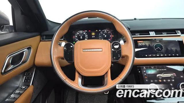 Land Rover Range Rover Velar 2018 thumb 5