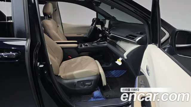 Toyota Sienna 2024 thumb 5