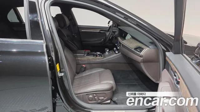 Genesis G90 2019 thumb 9