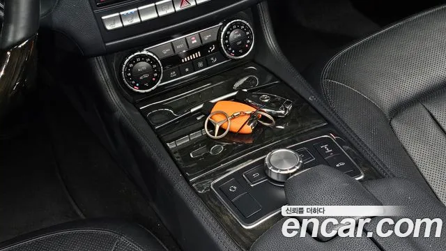 Mercedes-Benz CLS-Class 2012 thumb 11