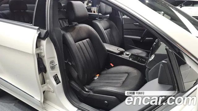 Mercedes-Benz CLS-Class 2012 thumb 6