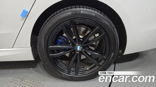 BMW Gran Turismo 2019 thumb 3