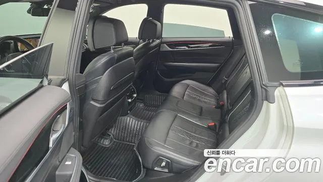 BMW Gran Turismo 2019 thumb 6