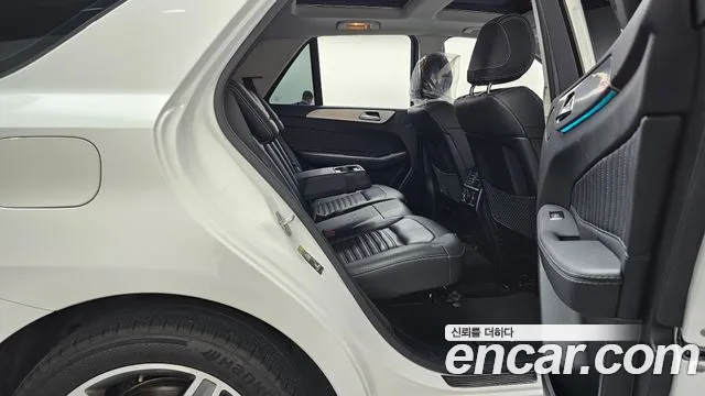 Mercedes-Benz GLE-Класс 2018 thumb 3
