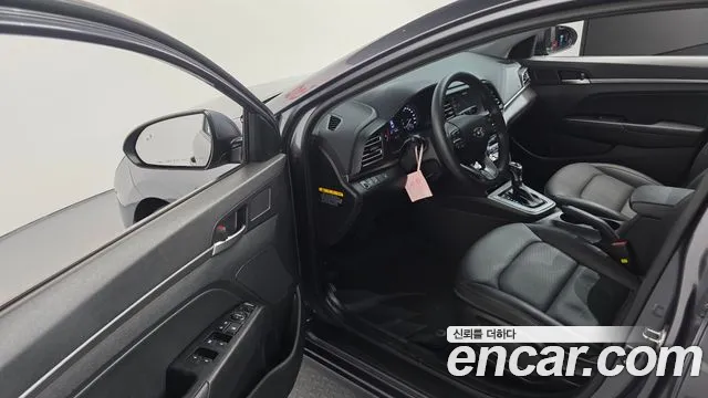 Hyundai Avante 2019 thumb 4