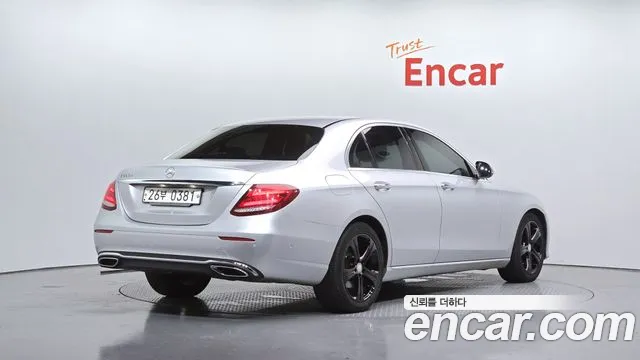 Mercedes-Benz E-Класс 2016 thumb 4