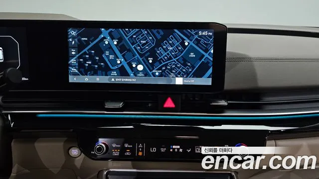 Kia Carnival 2024 thumb 8
