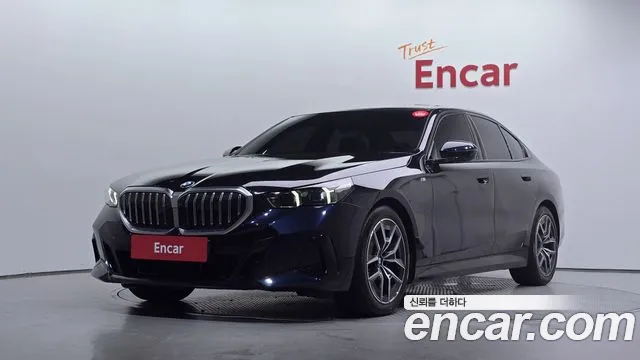 BMW 5 серии 2024 thumb 8