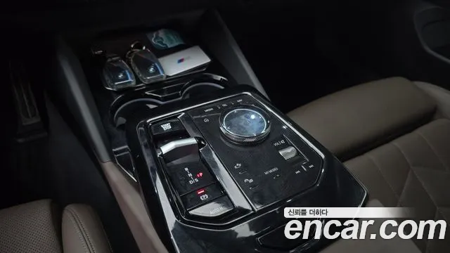 BMW 5 серии 2024 thumb 5