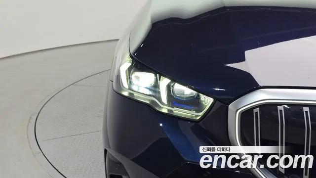 BMW 5 серии 2024 thumb 11