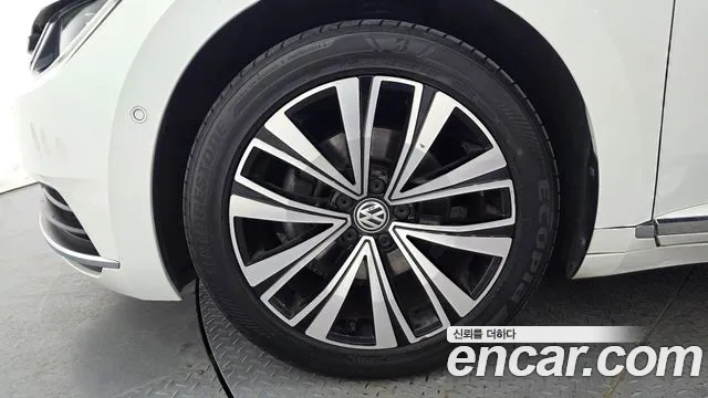 Volkswagen Arteon 2019 thumb 3