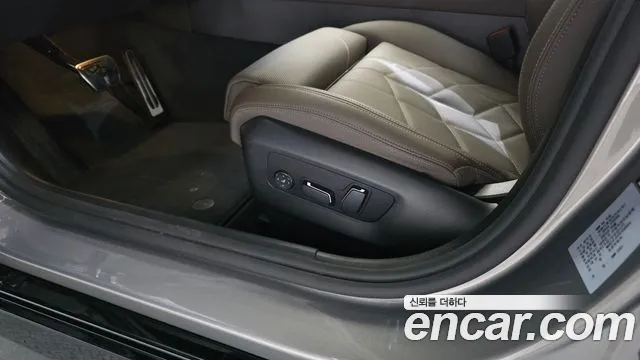BMW 5 серии 2025 thumb 7