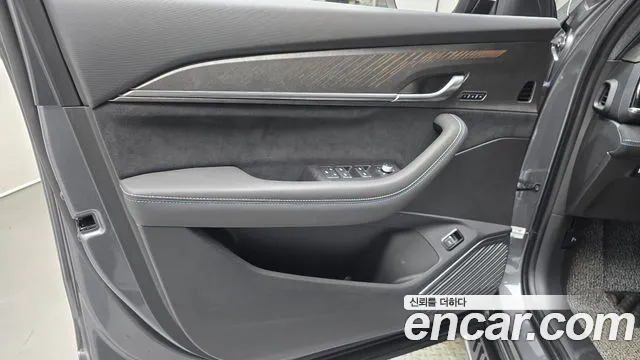 Renault Koleos 2025 thumb 10