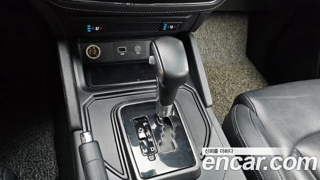 KG_Mobility_Ssangyong Rexton 2021 thumb 3