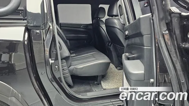 KG_Mobility_Ssangyong Rexton 2021 thumb 9