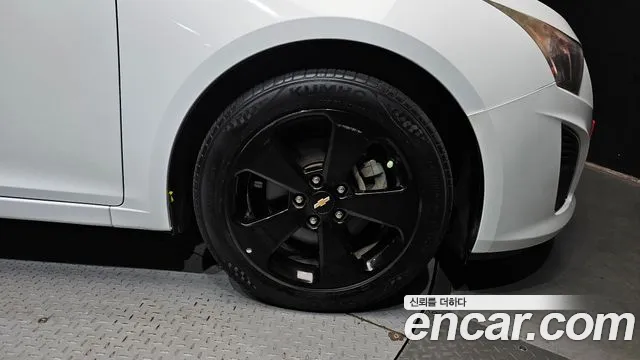 Chevrolet Cruze 2014 thumb 2